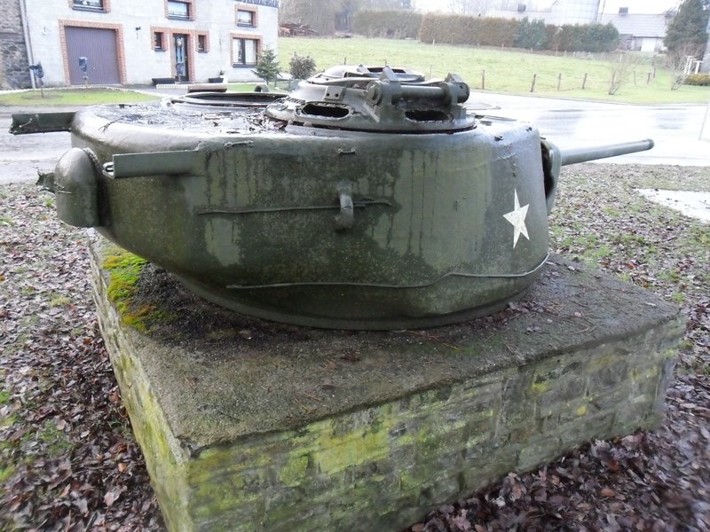 T23 turret Bastogne Champs 4.JPG