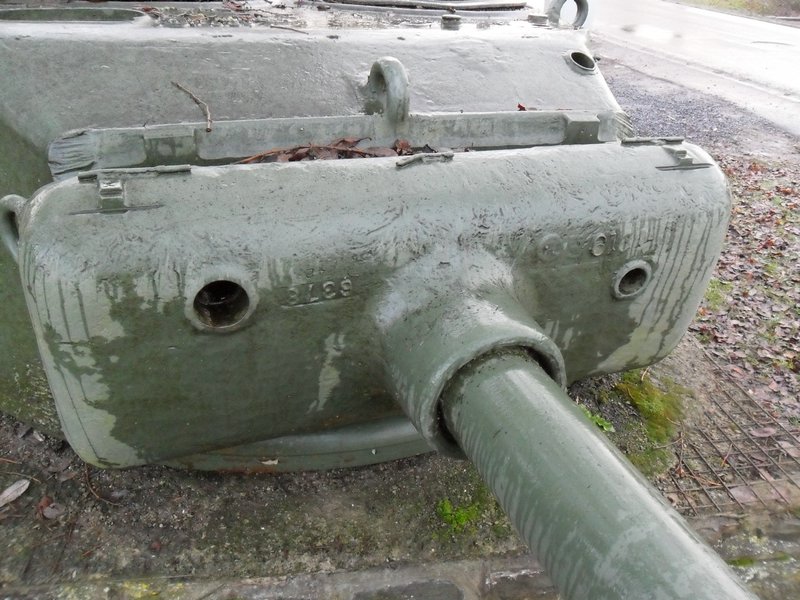 T23 turret Bastogne Champs 7.JPG