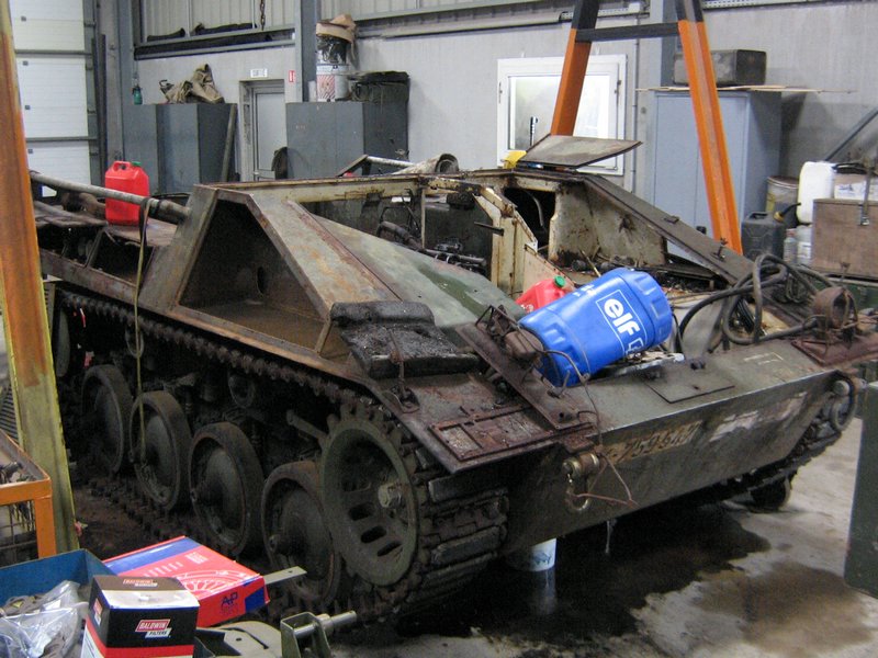 Hotchkiss Spz 11-2 Kurz Hatten 1.JPG