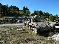 AMX-13 90mm pas de tir Amandiers Canjuers 1.JPG
