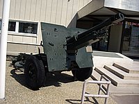 25 pdr gun n2 Arromanches 1.JPG