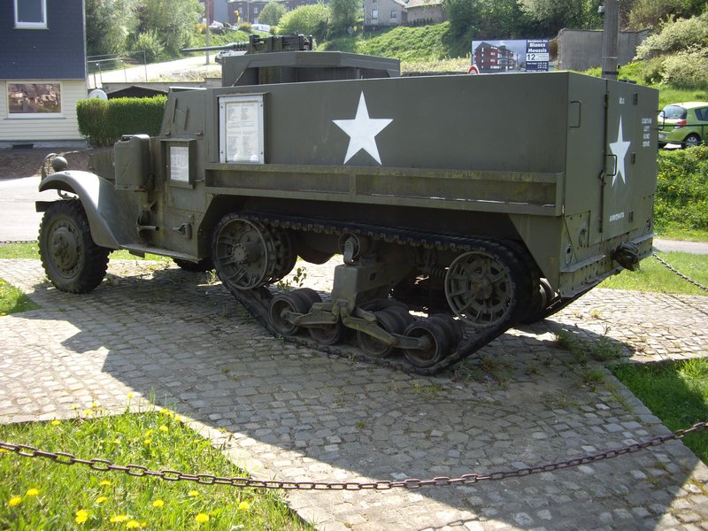 M3 Half-Track Stavelot 5.JPG