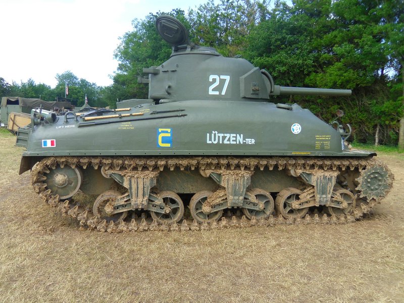 M4A1 Sherman PSC Balmoral Green 5.JPG