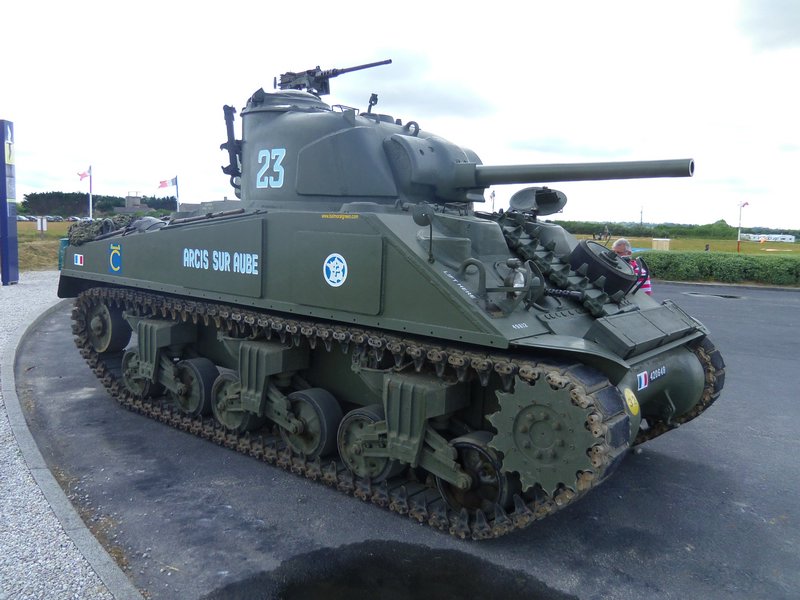 M4A2 Sherman Arcis Balmoral Green 1.JPG