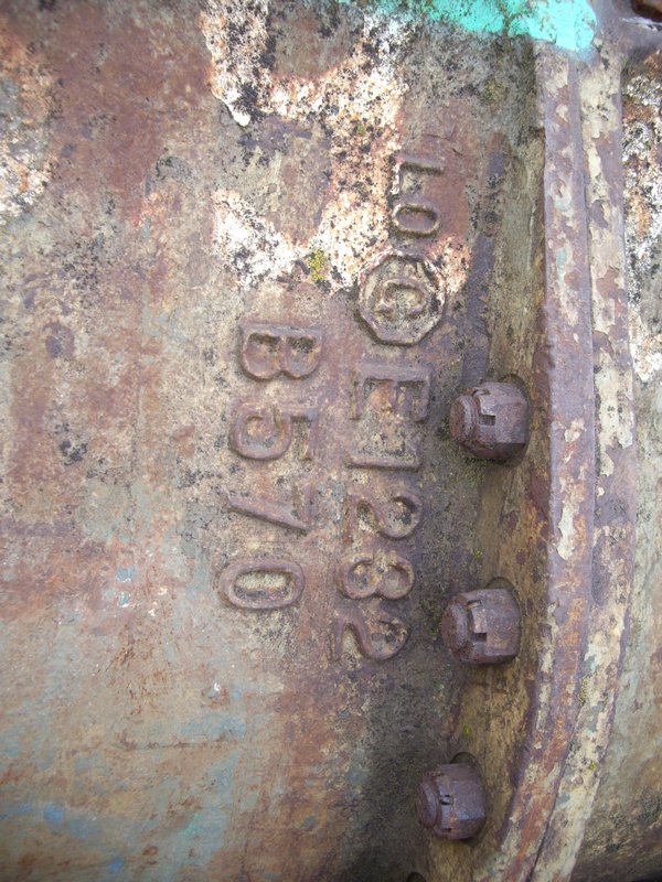 M4A4T Sherman SN 22434 Brest differential casting mark middle.JPG