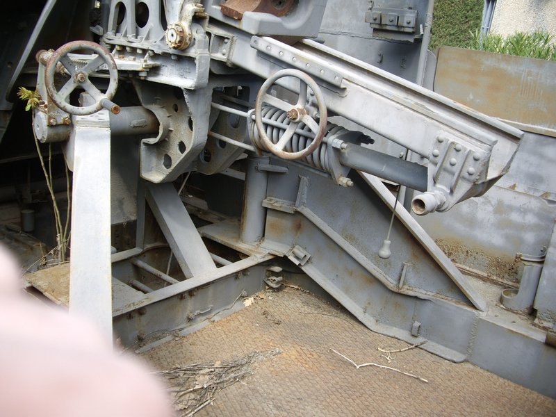 M7B2 Priest Draguignan 18.JPG