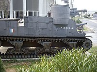 M7B2 Priest Draguignan 7.JPG