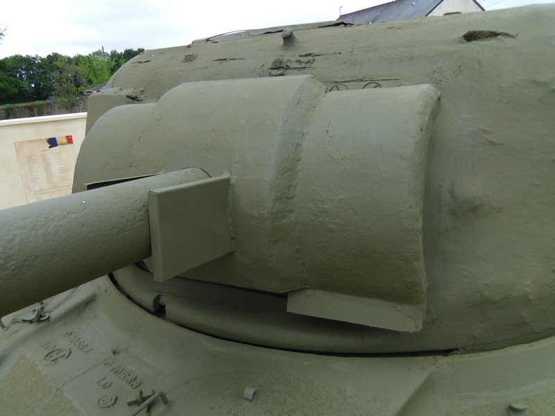 M4A4T Sherman Gruge l hopital 41.JPG