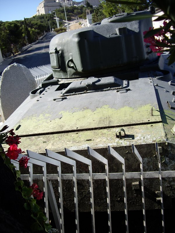 M4A4 Sherman Marseille 7.JPG