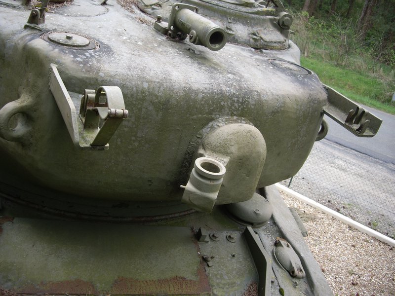 M4A1E8 Sherman Mezieres 35.JPG