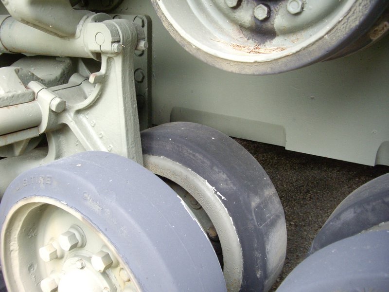 M4A1E8 Sherman Mezieres 39.JPG