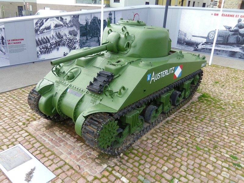 M4A4 Sherman Mulhouse 4.JPG