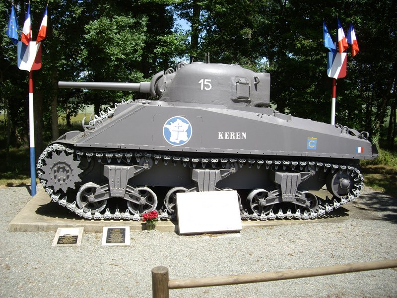 M4A2 Sherman St Christophe 2.JPG