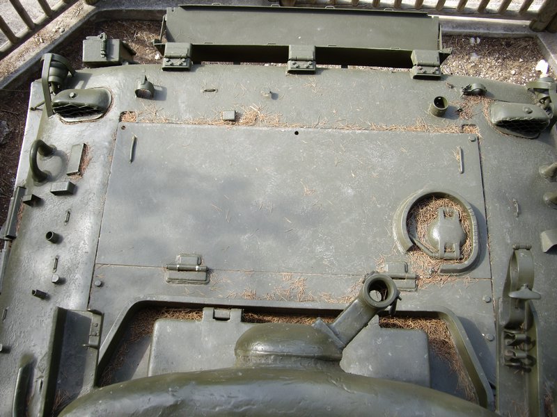 M4A1E8 Sherman Toulon 8.JPG