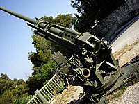 90mm AA gun Toulon 3.JPG