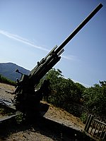 90mm AA gun Toulon 4.JPG