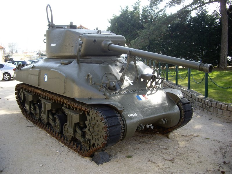 M4A1 Sherman Valence 3.JPG