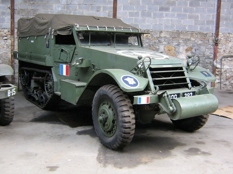 M5 Half-Track 'Madrid' Univem 2.JPG