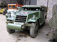 M3A1 Scout Car Univem 1.JPG