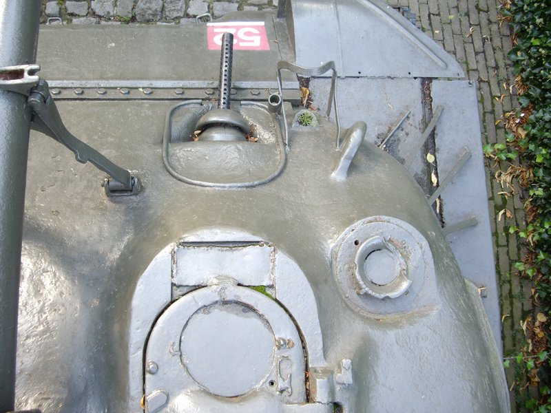 M4A1E9 Sherman Woensdrecht 14.JPG